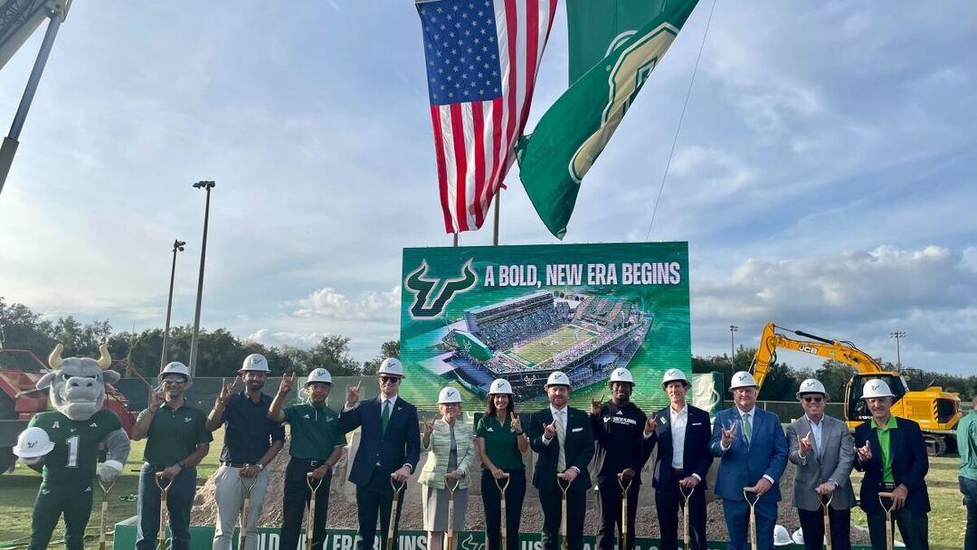 big new era usf